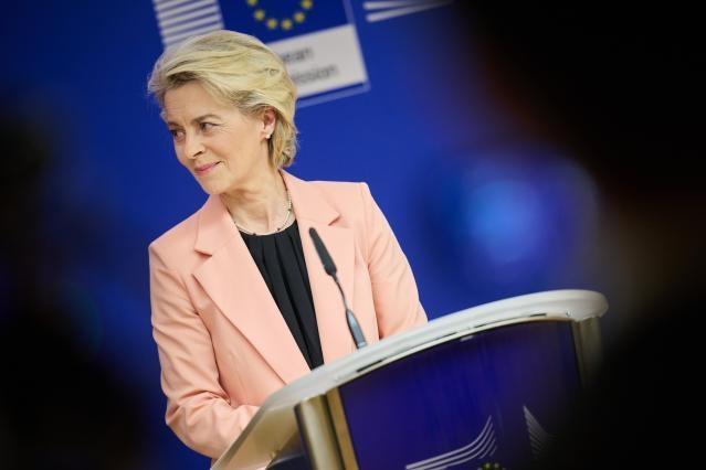 La presidenta von der Leyen copreside la cumbre social trilateral “Sentando las bases para una economía europea próspera”