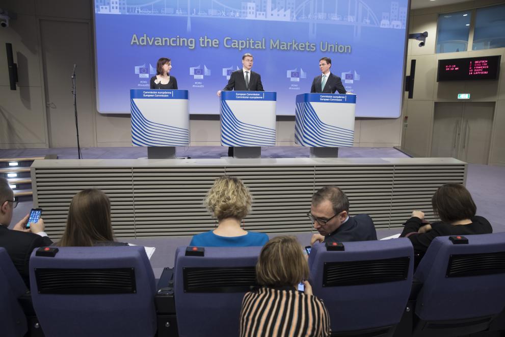 Joint press conference by Valdis Dombrovskis and Jyrki Katainen, Vice-Presidents of the EC, on initiatives from the New Capital Markets Union to promote Sustainable Finance, FinTech and Crowdfunding